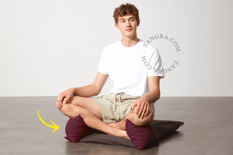 buckwheat-pad-yoga-knee