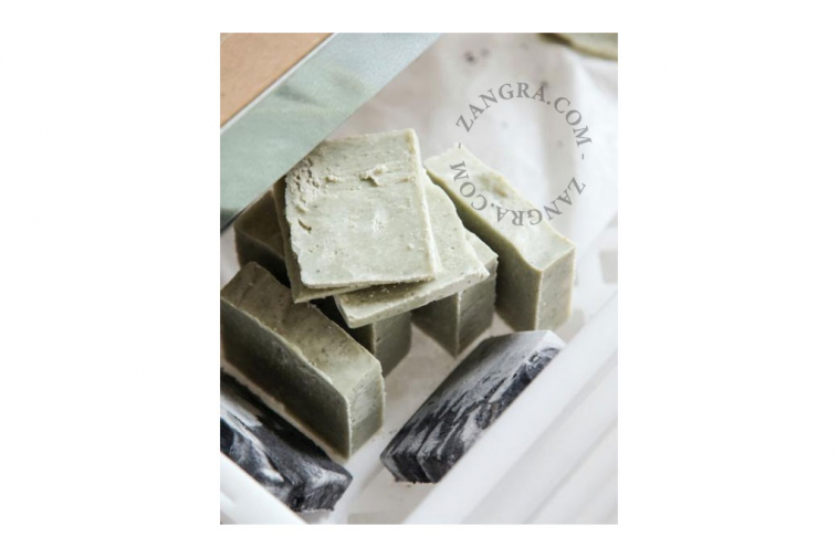 clay-bar-bergamot-solid-green-soap