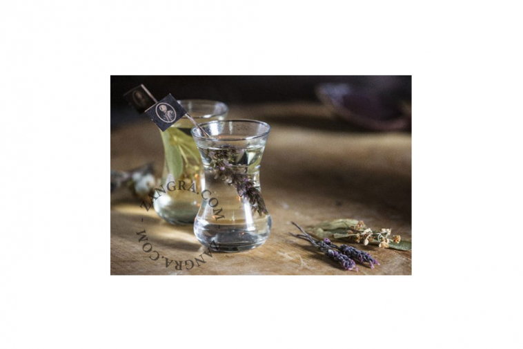 tea.001.006_l_04-benefique-the-thee-herbal-tea-infusion-tige-tilleul-linden