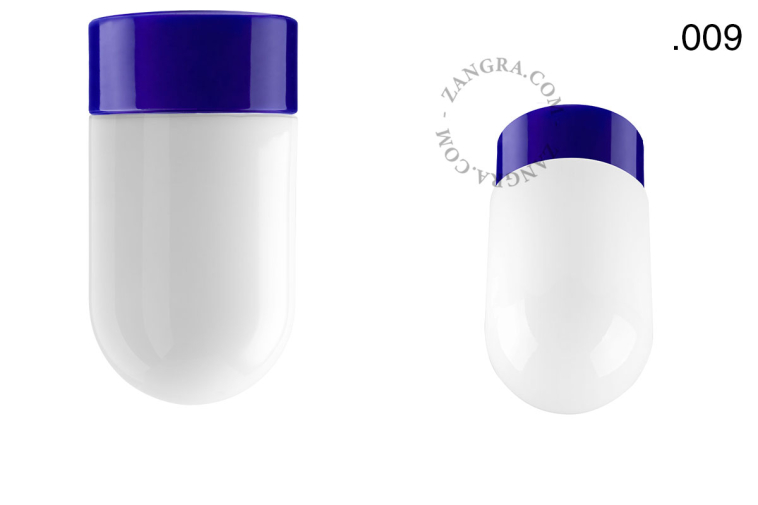 Blauwe, porseleinen lamp.