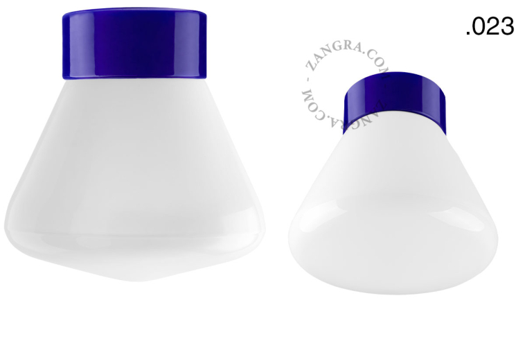 Blauwe, porseleinen lamp.