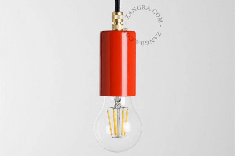 Red lampholder.