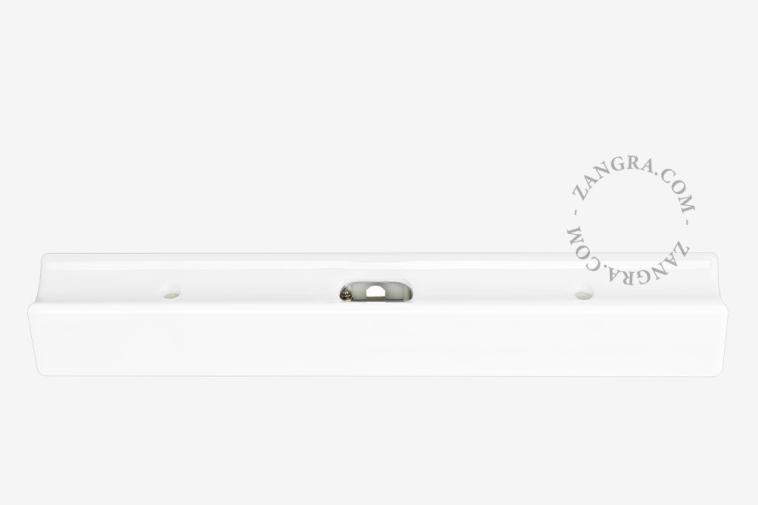 30cm-long white porcelain s14d lampholder.