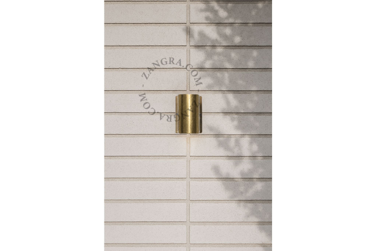 Up&down brass wall light.