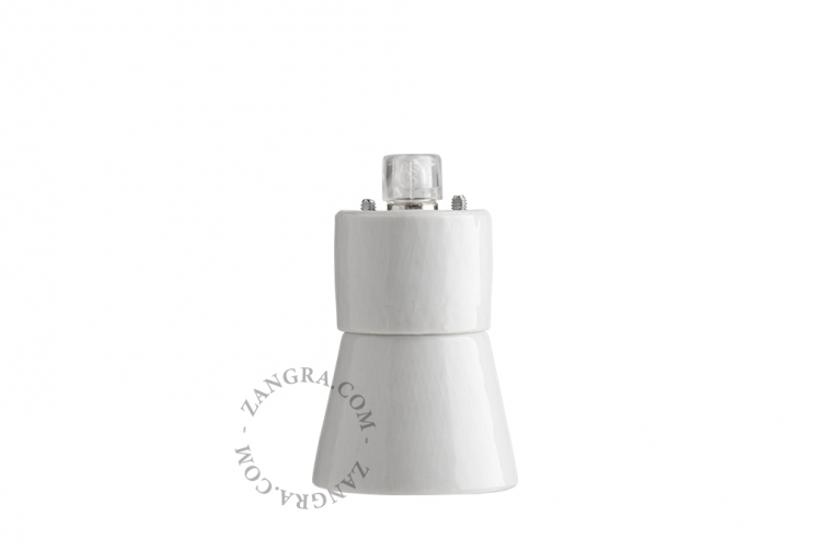 sockets042_001_l_02-bakelite-bakeliet-porcelain-socket-douille-porcelaine-lampholder-fitting-porselein