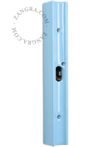 Blauwe porseleinen lamphouder.
