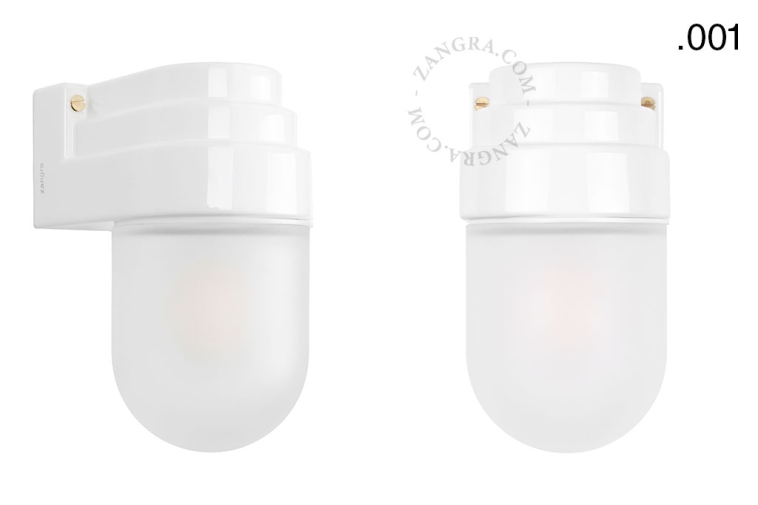 Art-Deco-Wandleuchte aus weißem Porzellan.