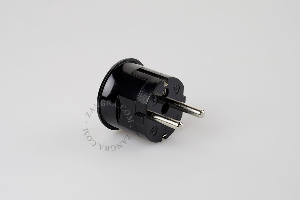 Was ist eigentlich ein cee 7/7 stecker? | zangra